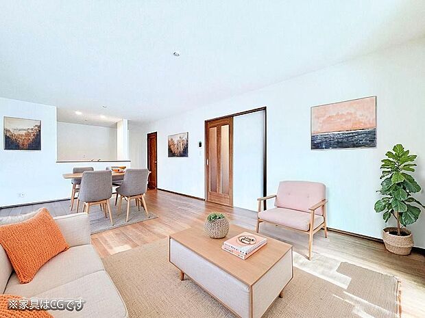 ■くつろぎと笑顔が集まる、心温まるリビング