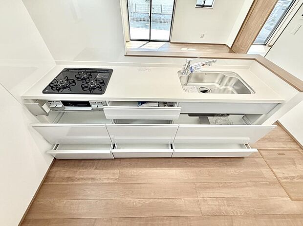 B号棟 ■キレイに片付く、使いやすいキッチン