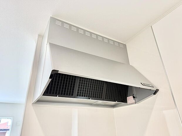 ■調理時の蒸気や匂いが換気扇に誘導され、効率的に排煙ができます。