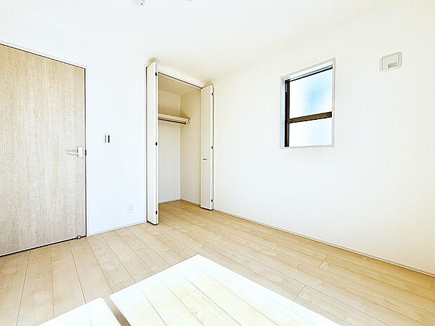 ■落ち着いた色合いのお部屋で穏やかな時間を楽しめます