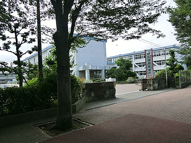 小学校 1600m 藤沢市立富士見台小学校