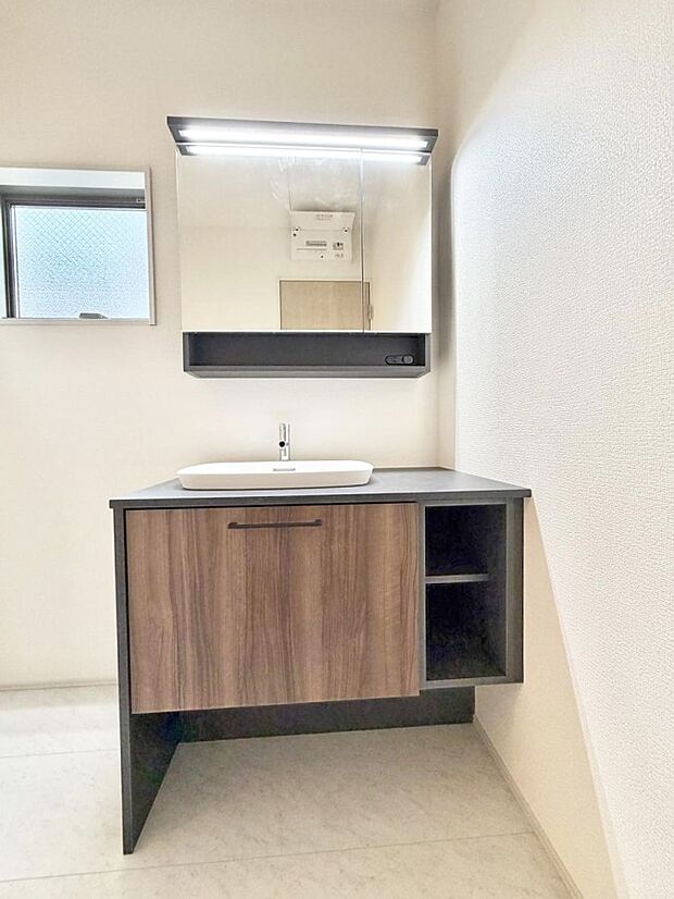 ■朝の準備がスムーズにできる広さです