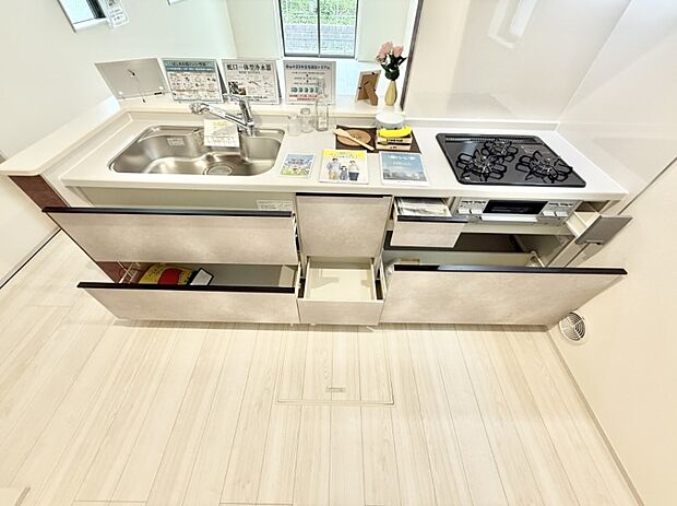 ■料理がもっと楽しくなる、快適なキッチン空間