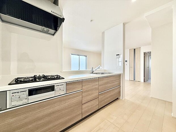 ■シンプルで機能的、毎日使いやすいキッチン