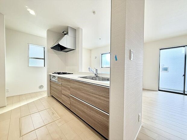 ■家族の絆を深める、温もりのあるキッチン