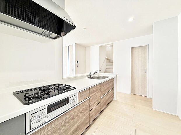 ■家族の絆を深める、温もりのあるキッチン