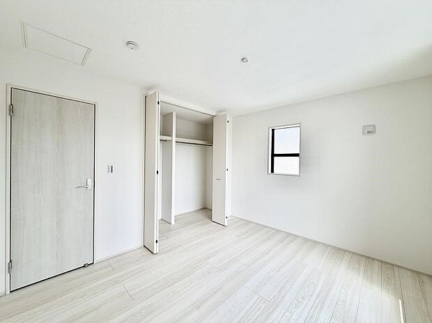 ■落ち着いた色合いのお部屋で穏やかな時間を楽しめます