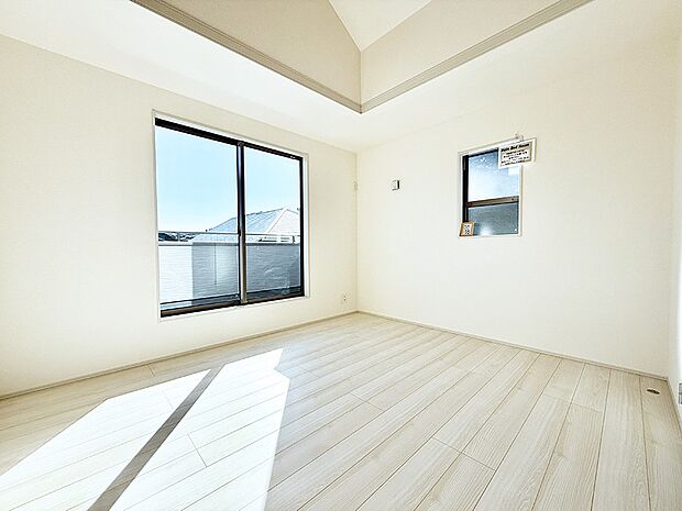 ■落ち着いた色合いのお部屋で穏やかな時間を楽しめます