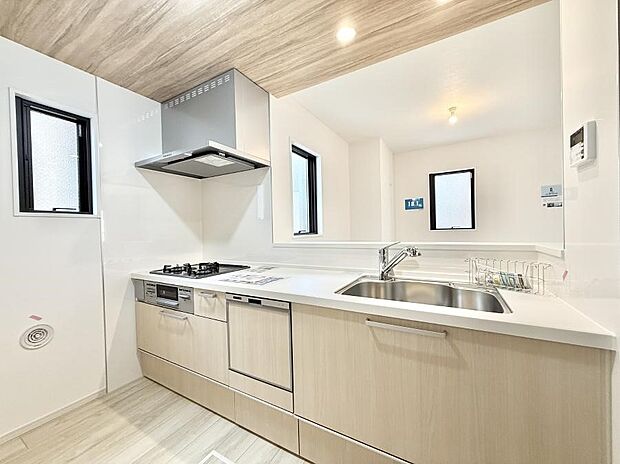 ■家族の絆を深める、温もりのあるキッチン