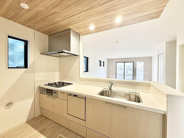 ■美味しい時間が生まれる、笑顔あふれるキッチン