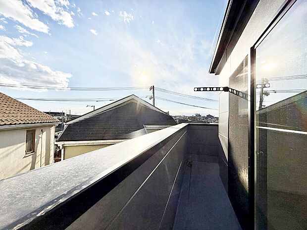 ■ 季節の移ろいを感じられる開放的な空間です