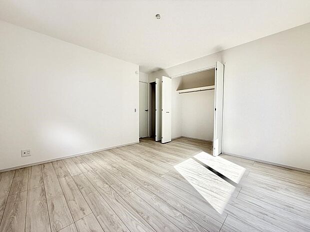 ■落ち着いた雰囲気のお部屋で心が安らぐ空間