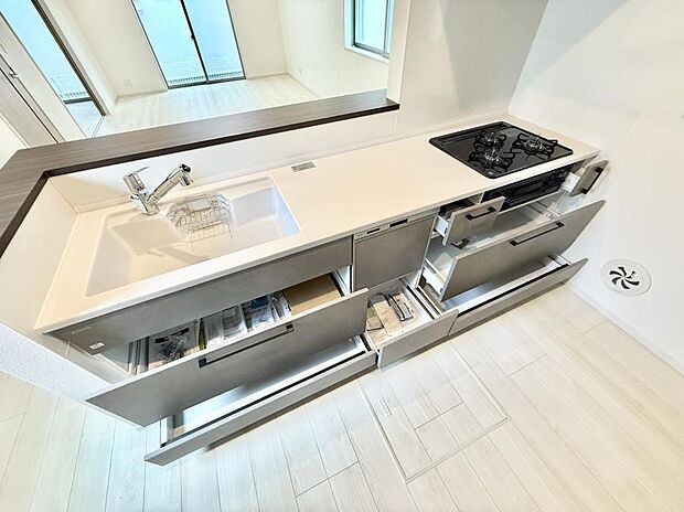 ■料理がもっと楽しくなる、快適なキッチン空間