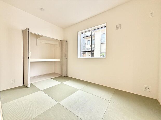 2号棟 ■落ち着いた色合いのお部屋で穏やかな時間を楽しめます