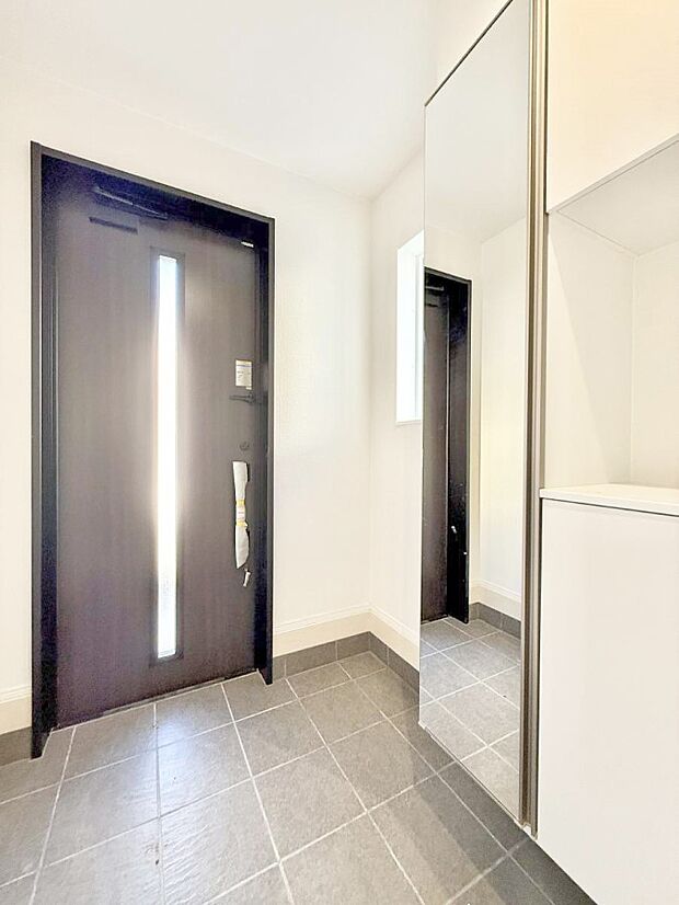 ■ シンプルで美しく、快適な暮らしの入り口