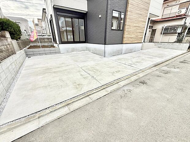 ■自宅にある駐車スペースなので安心ですね