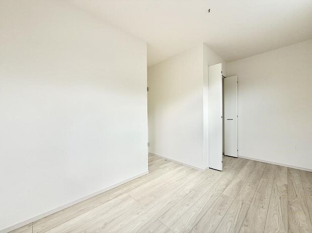 ■窓の配置や通気性の良い設計で部屋の空気がこもらず、常に新鮮な空気が流れます