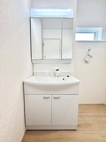 3号棟  ■朝の準備がスムーズにできる広さです