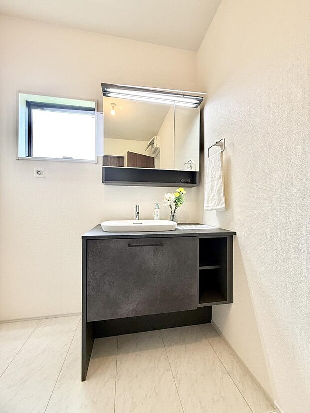 ■朝の準備がスムーズにできる広さです