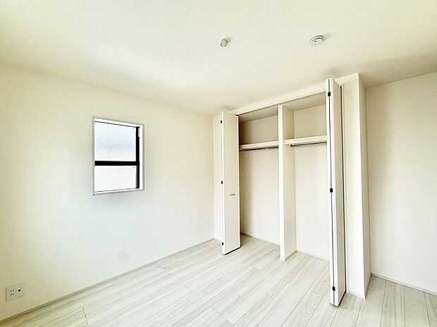 ■落ち着いた雰囲気のお部屋で心が安らぐ空間