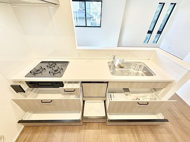 ■家族の絆を深める、温もりのあるキッチン