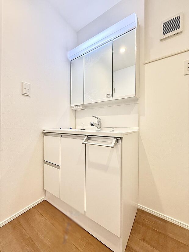 ■朝の準備がスムーズにできる広さです