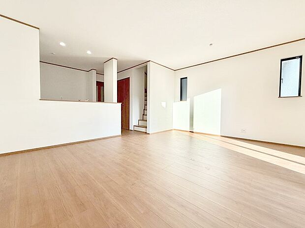 ■くつろぎと笑顔が集まる、心温まるリビング