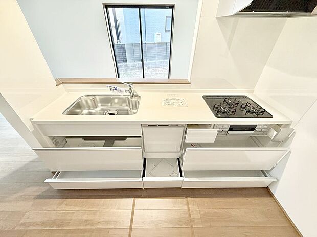 ■家族の絆を深める、温もりのあるキッチン