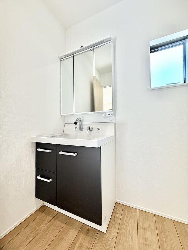 ■朝の準備がスムーズにできる広さです