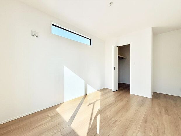 ■落ち着いた雰囲気のお部屋で心が安らぐ空間