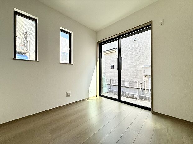 ■落ち着いた雰囲気のお部屋で心が安らぐ空間