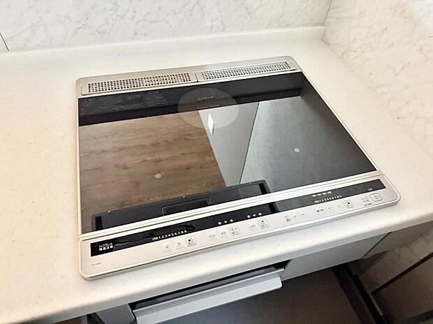 ■お手入れが楽なＩＨクッキングヒーターです♪