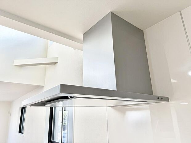 ■調理時の蒸気や匂いが換気扇に誘導され、効率的に排煙ができます。