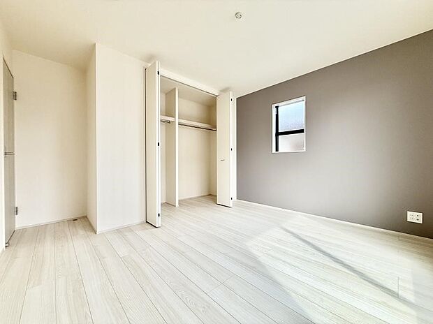 ■落ち着いた色合いのお部屋で穏やかな時間を楽しめます