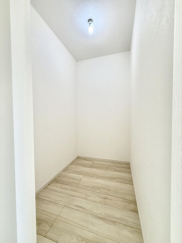 ■WIC付きで衣類も荷物もまとめて収納