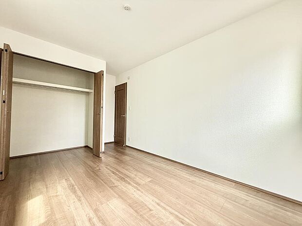 C号棟  ■自分だけのスペース どんなお部屋にするかとっても楽しみですね