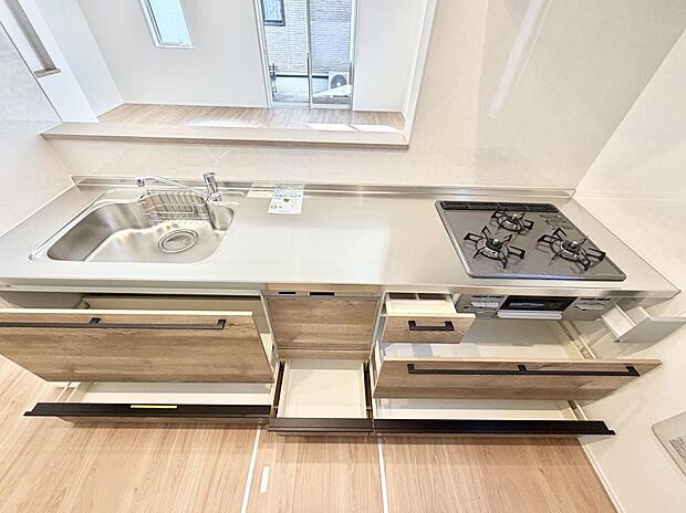 ■料理がもっと楽しくなる、快適なキッチン空間