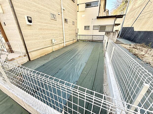 ■家庭菜園も楽しめるゆとりある庭付き!ドッグランにも!