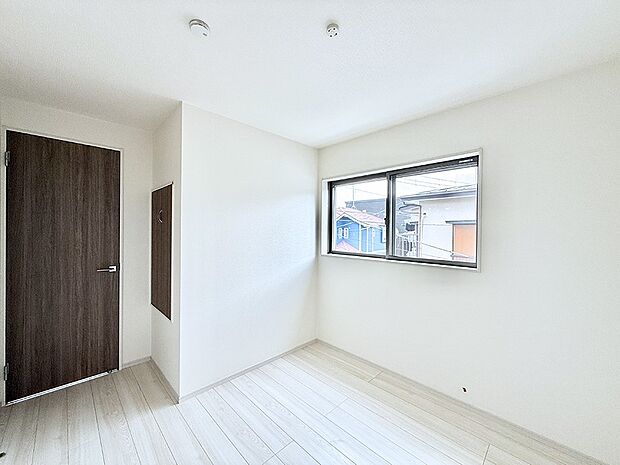 ■落ち着いた色合いのお部屋で穏やかな時間を楽しめます