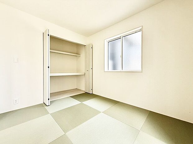 1号棟 ■落ち着いた色合いのお部屋で穏やかな時間を楽しめます