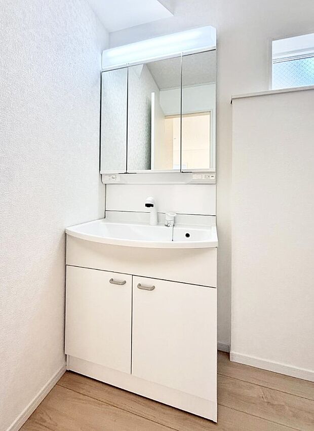 ■朝の準備がスムーズにできる広さです