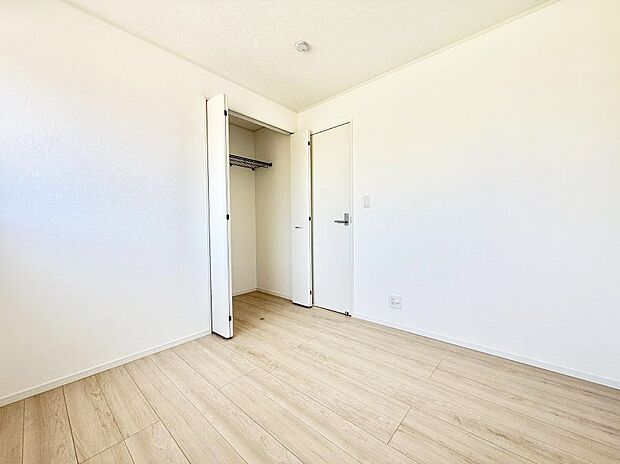 ■落ち着いた雰囲気のお部屋で心が安らぐ空間