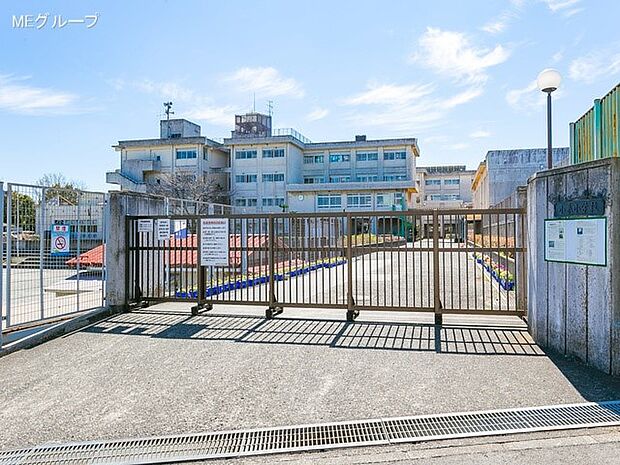 小学校 412m 藤沢市立小糸小学校