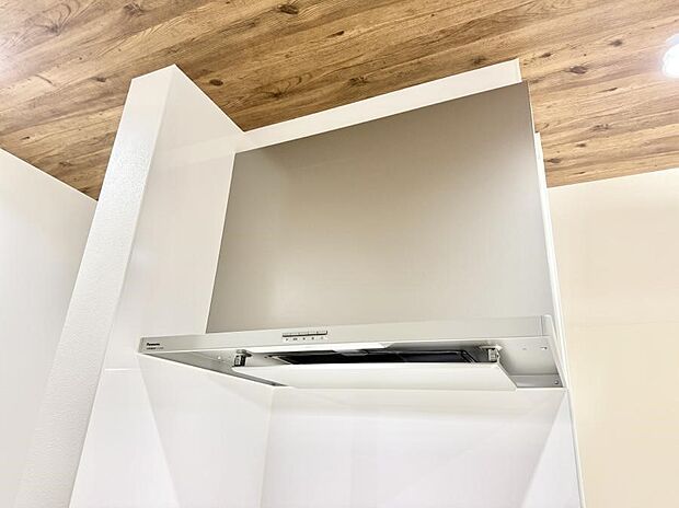 ■調理時の蒸気や匂いが換気扇に誘導され、効率的に排煙ができます。