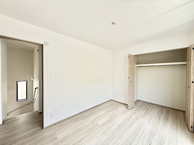 A号棟  ■落ち着いた色合いのお部屋で穏やかな時間を楽しめます