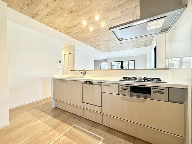 ■美味しい時間が生まれる、笑顔あふれるキッチン