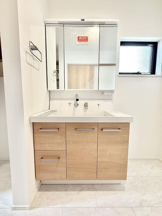 ■朝の準備がスムーズにできる広さです