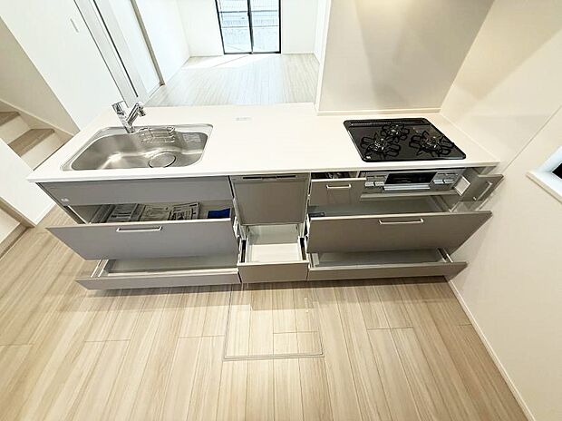 ■家族の絆を深める、温もりのあるキッチン