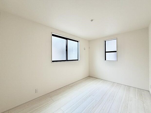 ■落ち着いた雰囲気のお部屋で心が安らぐ空間