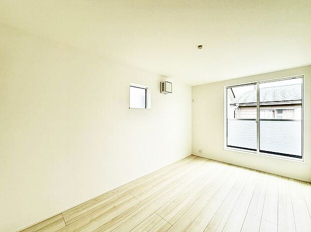 ■落ち着いた色合いのお部屋で穏やかな時間を楽しめます